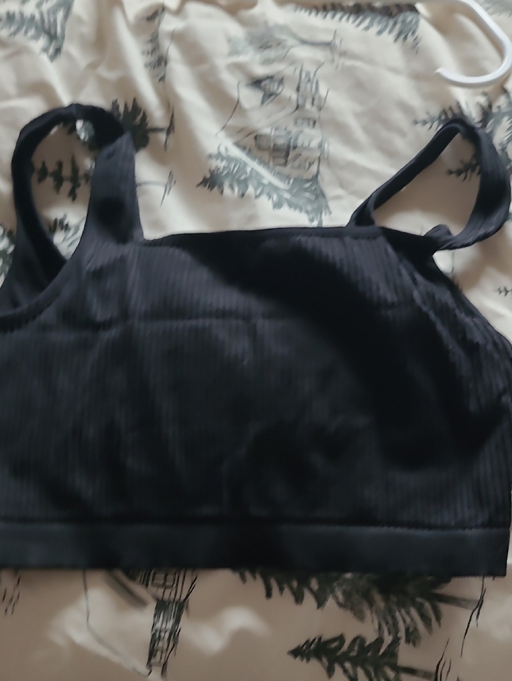 SHEIN Black Ribbed Crop Bralette